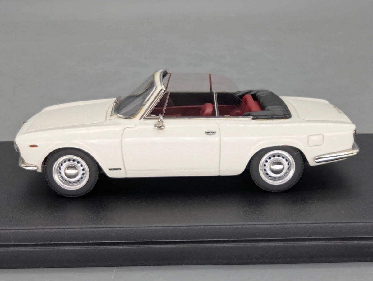 Modellautos 1:43 Looksmart Alfa Romeo Giulia Cabrio 1600 GTC 1964 White mit OVP
