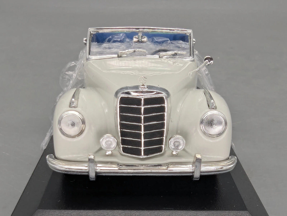 Modellautos 1:43 Minichamps Mercedes Benz 300 S Cabrio Softtop Offen OVP