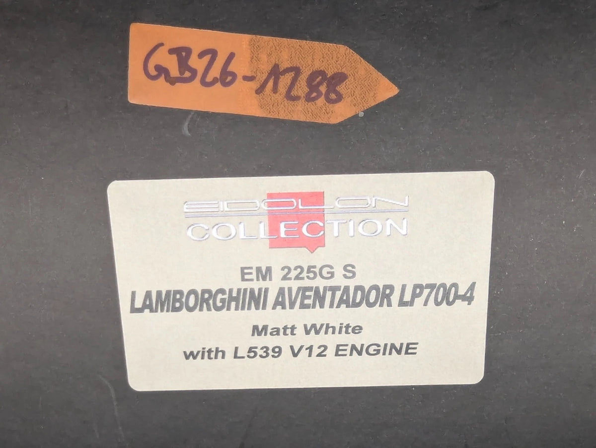 Eidolon Make Up 1:43 Lamborghini Aventador LP700-4 2011 Engine Set Matt Weiß OVP