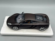 Modellautos 1:18 Minichamps McLaren MP4-12C mit OVP