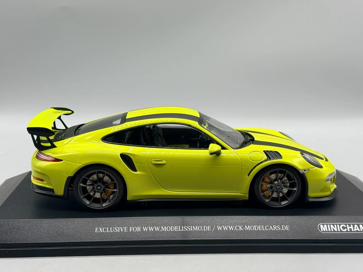 Modellautos 1:18 Minichamps Porsche 911 GT3 RS 2015 mit OVP