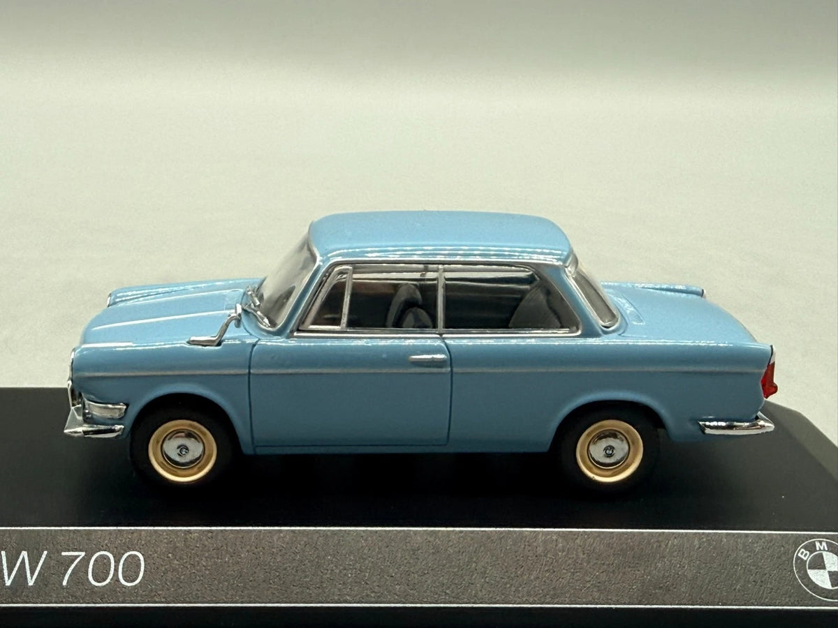 Modellautos 1:43 Minichamps BMW 700 mit OVP