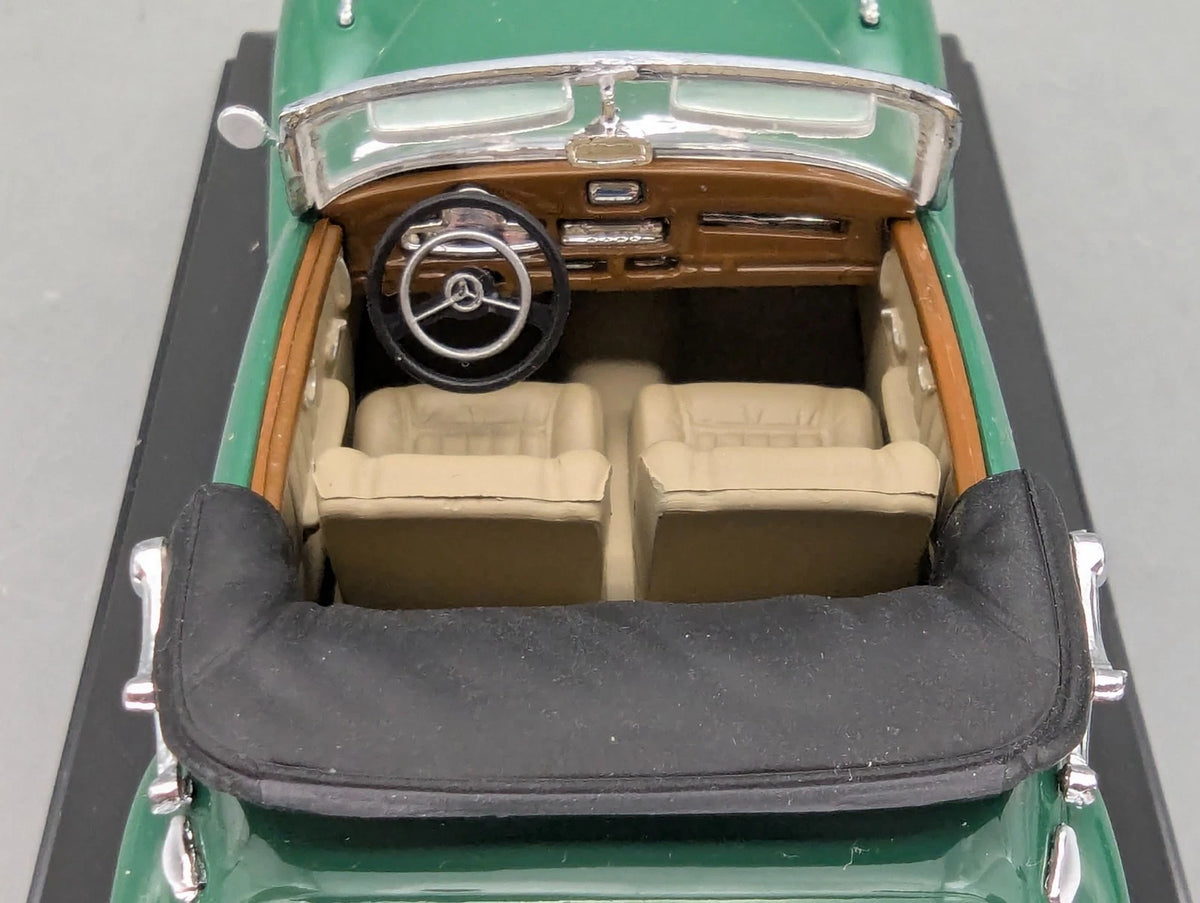 Modellautos 1:43 Minichamps Mercedes Benz 300 S Cabrio Softtop Offen Grün OVP