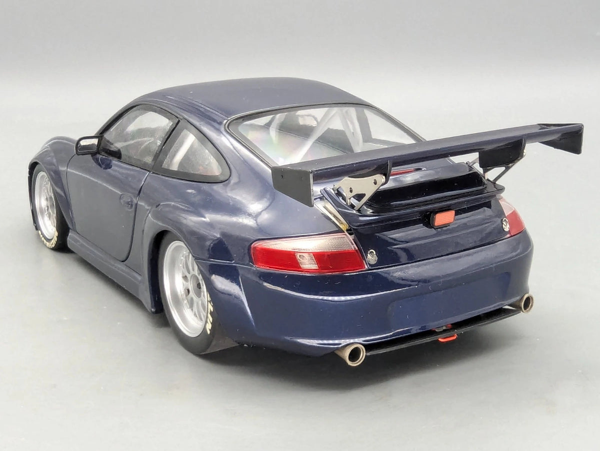 Modellautos 1:18 Minichamps Porsche 911 GT3 RSR 2004 Blau mit OVP