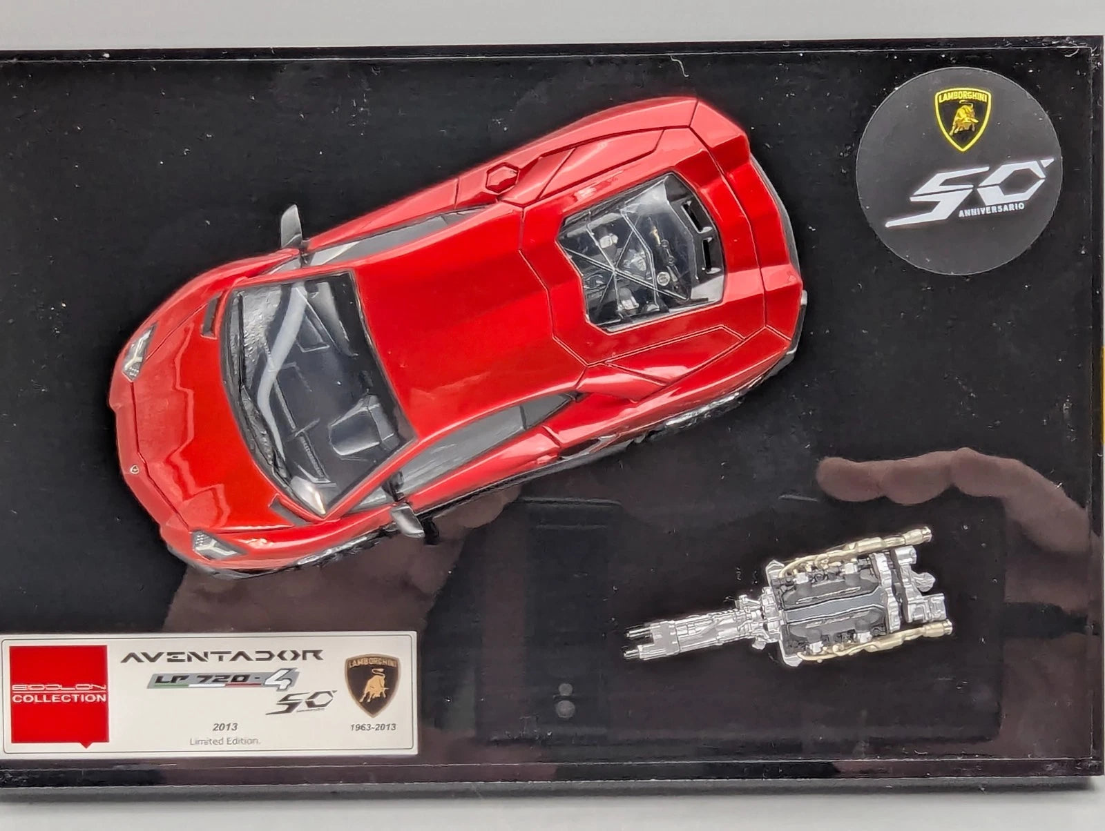 Eidolon Make Up 1:43 Lamborghini Aventador LP720-4 2013 Candy Red Engine Set OVP