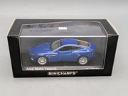 Modellautos 1:43 Minichamps Aston Martin Vanquish 2002 Blau Metallic mit OVP