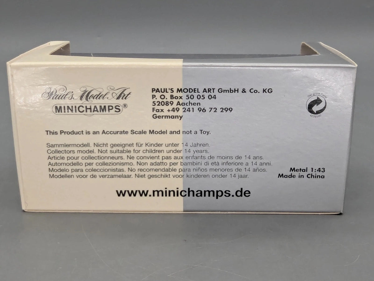 Modellautos 1:43 Minichamps Audi A8 Nachtblau mit Dealer OVP