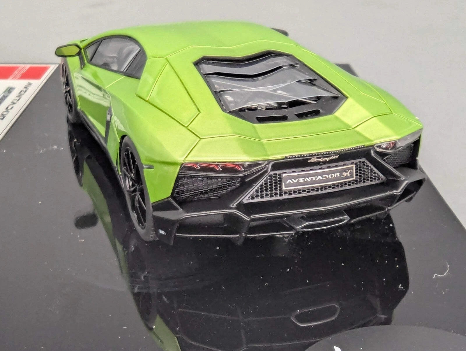 Eidolon Make Up 1:43 Lamborghini Aventador LP720-4 50. Annivers. Engine Set OVP