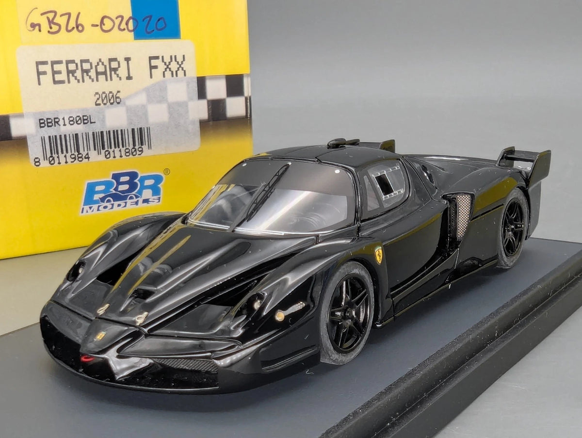 Modellautos 1:43 BBR Ferrari FXX  2006 Black mit Vitrine + OVP