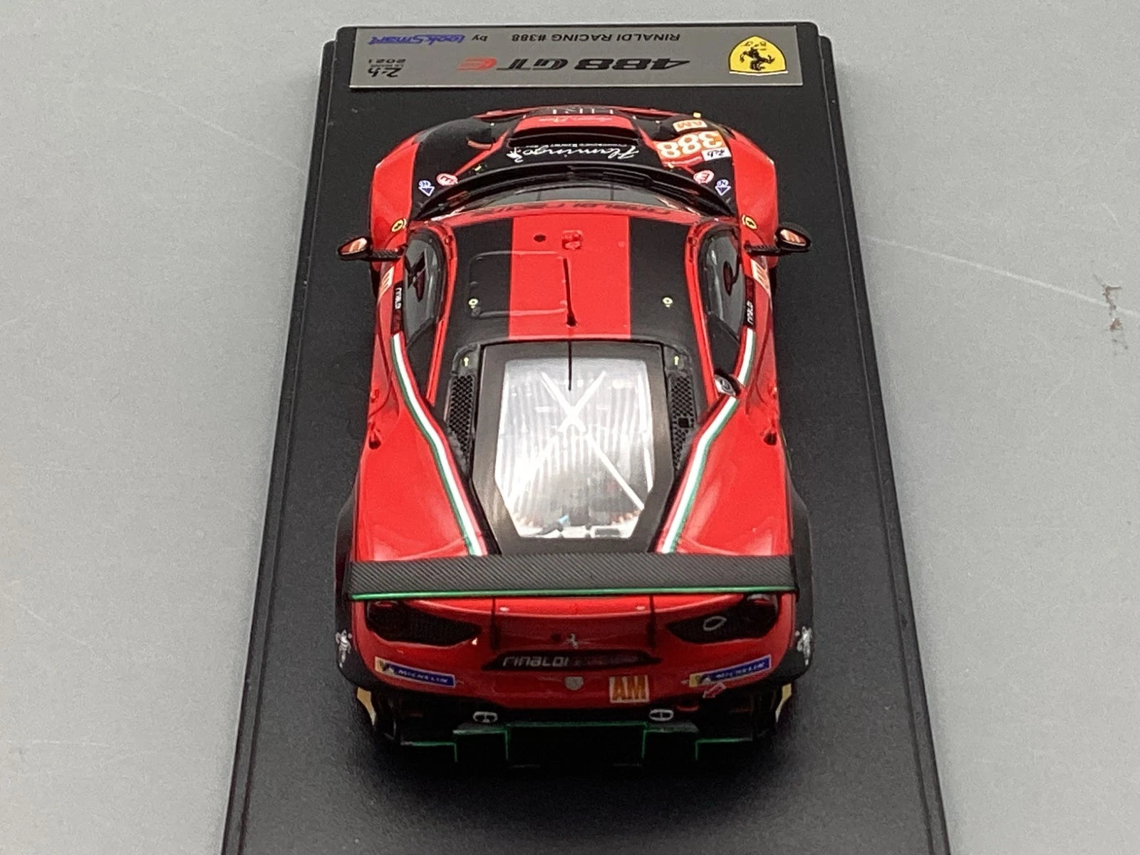 Modellautos 1:43 LookSmart Ferrari 488 GTE Rinaldi Racing #388 mit OVP