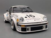 Modellautos 1:12 Minichamps Porsche 934 RSR Turbo WINNER 76 #16. Follmer Vitrine