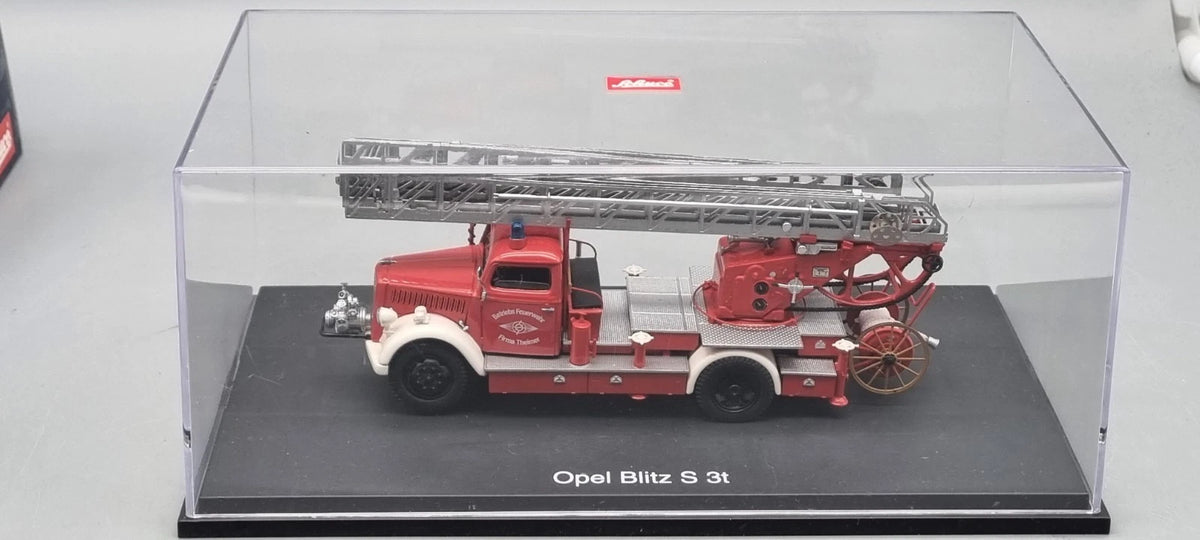 LKW Modelle 1:43 Schuco 03071 Opel Blitz S 3t Feuerwehr Drehleiter OVP
