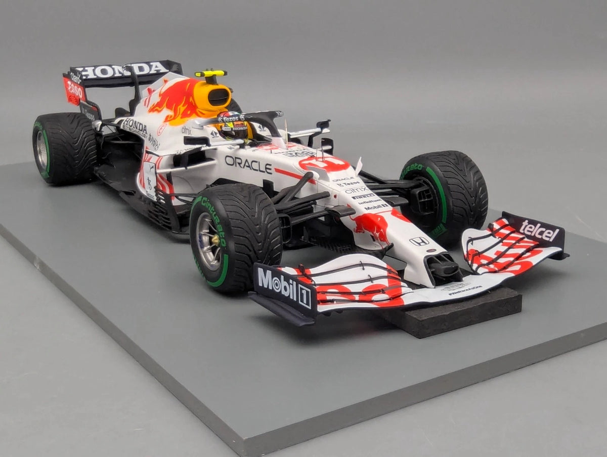 Modellautos 1:18 Spark Honda Red Bull RB16B 3rd Turkish GP 2021 #11 Perez OVP