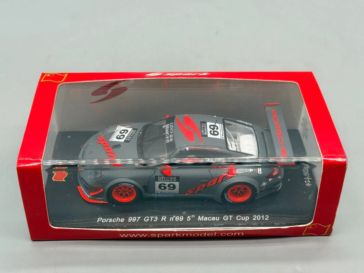 Modellautos 1:43 Spark Porsche 997 GT3 R #69 Macau GT Cup 2012 mit OVP