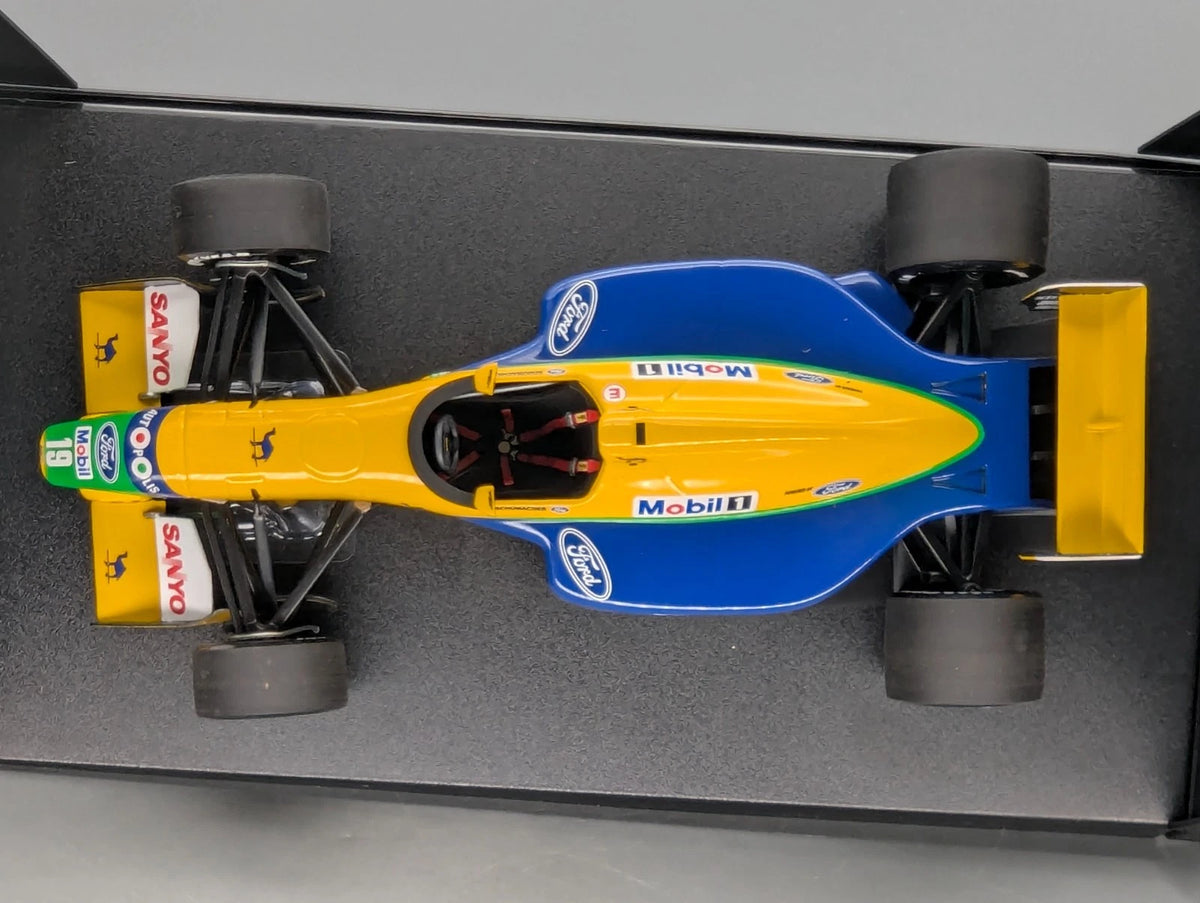 Modellautos 1:18 Minichamps Benetton Ford B191B Early 1992 #19 M. Schumacher OVP