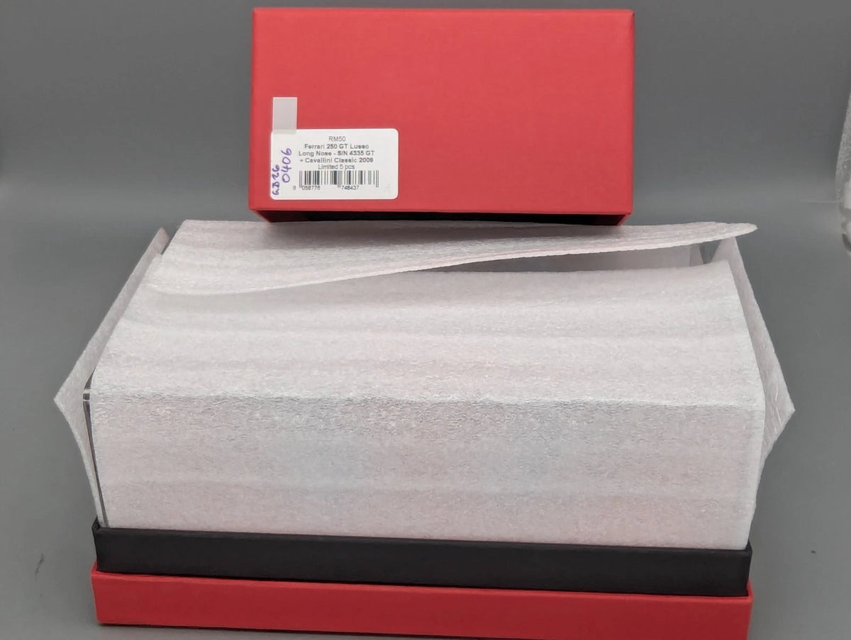 Modellautos 1:43 BBR  Ferrari 250 GT Lusso  S/N 4335 GT Set 2-tlg. 1/5 OVP