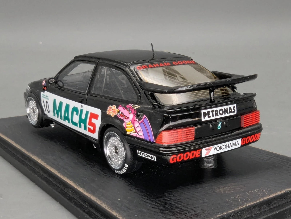 Modellautos 1:43 Spark SA200 Ford Sierra RS500 Cosworth 1992  Mach5 #10 Vitrine