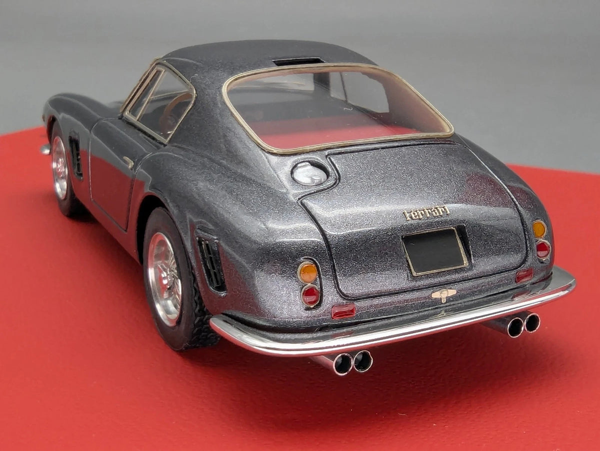 Modellautos 1:43 BBR Ferrari 250 SWB FOC Meeting 01/03 Große Vitrine in OVP