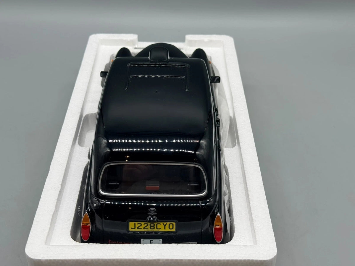 Modellautos 1:18 Minichamps London Taxi 1989 mit OVP
