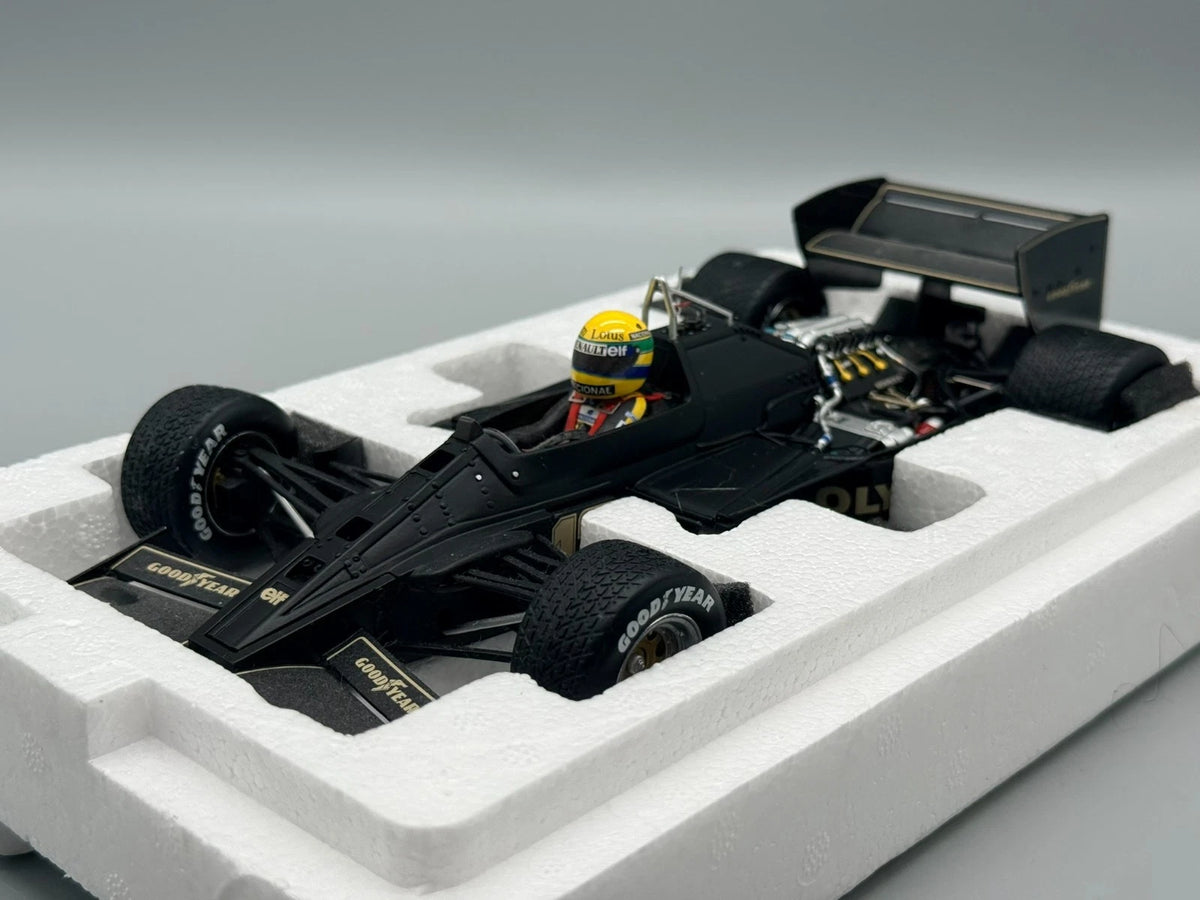 Modellautos 1:18 Premium X Lotus 97T mit OVP