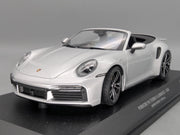 Modellautos 1:18 Minichamps Porsche 911 turbo S Cabriolet 2020 Silber mit OVP