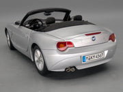 Modellautos 1:18 Kyosho BMW Z4 Cabriolet Silber