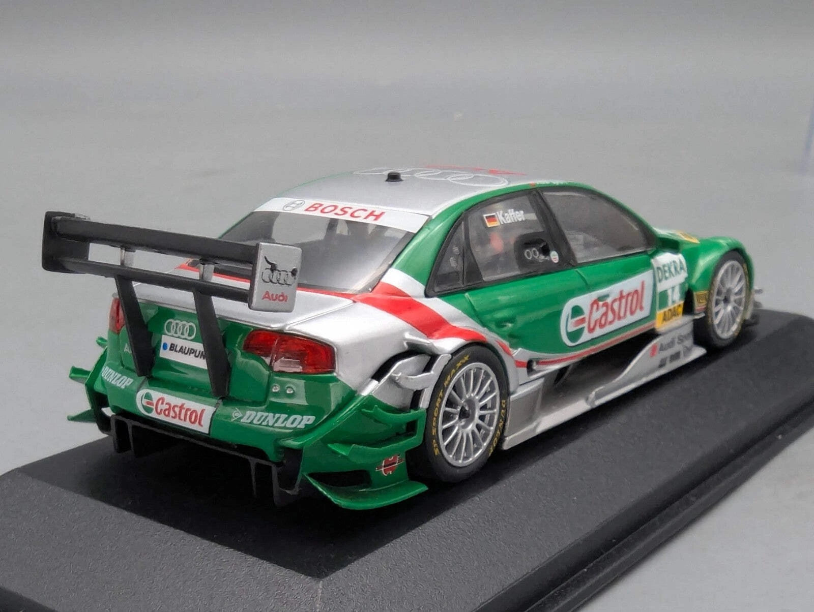 Modellautos 1:43 Minichamps Audi A4 DTM 2004 Kaffer #14 mit OVP