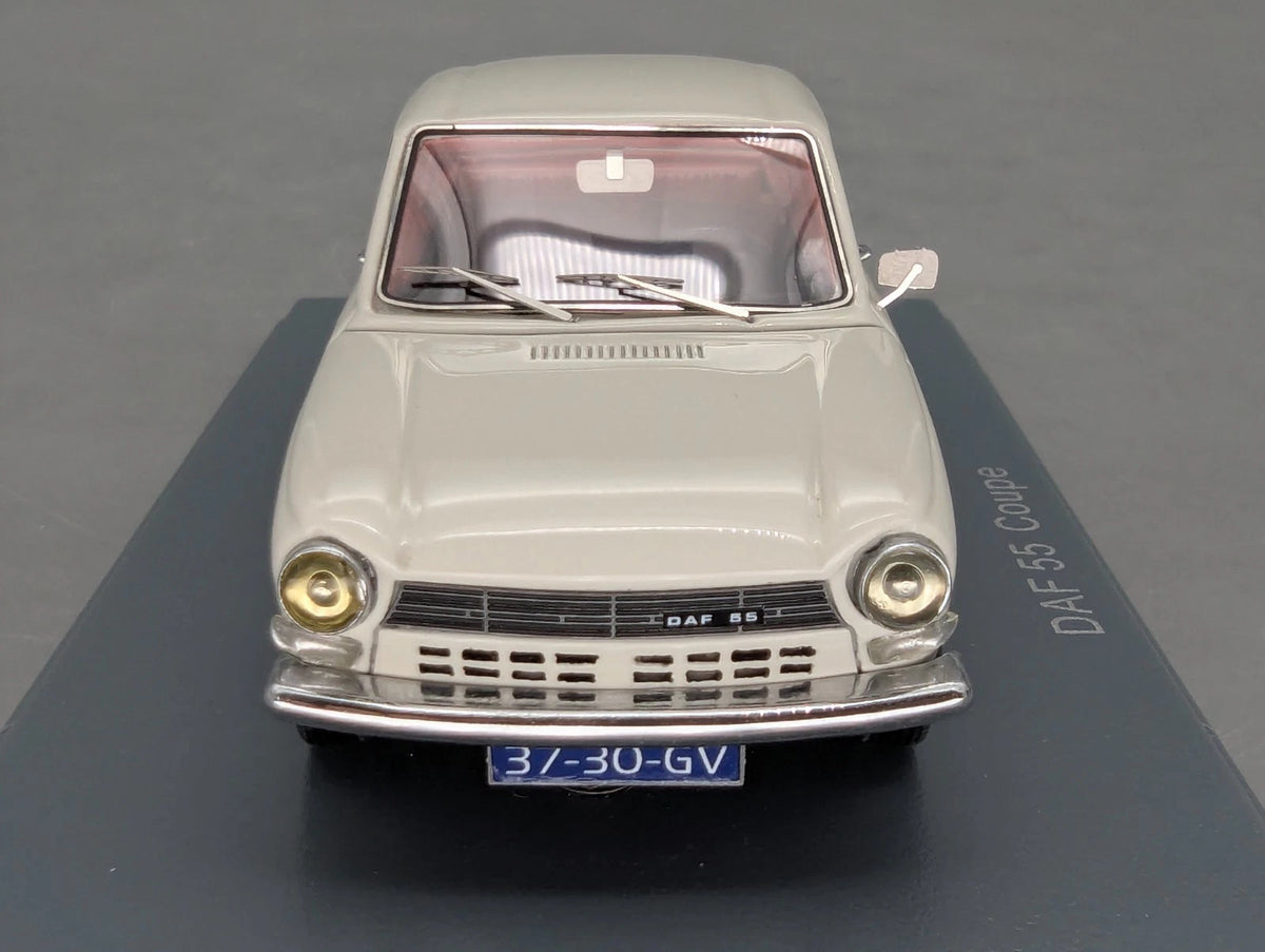 Modellautos 1:43 Neo Scale Models 43730 DAF 55 Coupe Weiß mit OVP