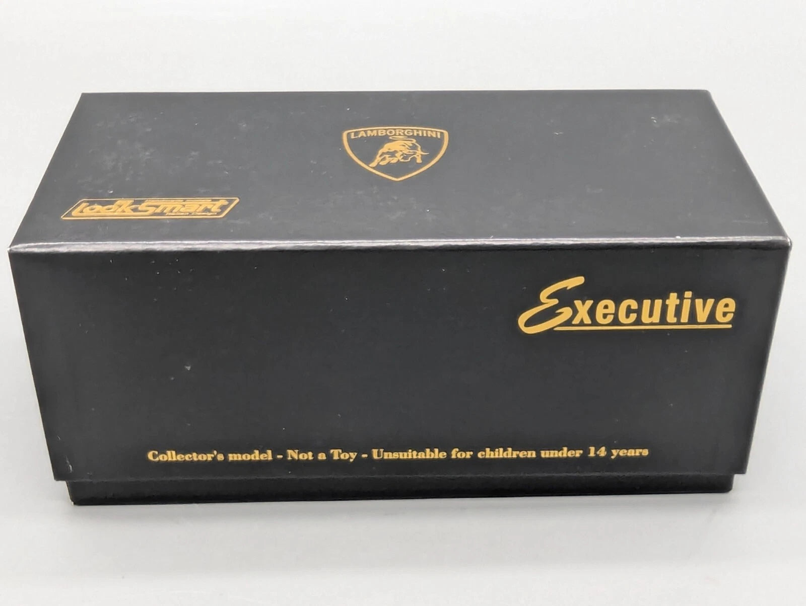 Looksmart CALSITO 1:43 Lamborghini Aventador LP 700-4 Ltd 05/20 Stck mit OVP