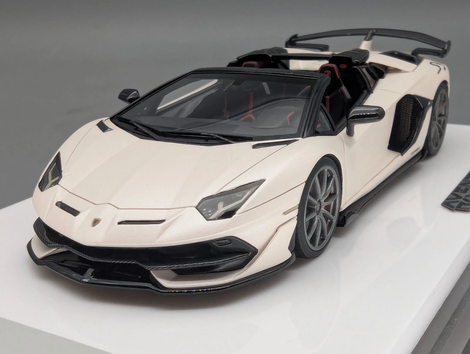 Eidolon Make Up 1:43 Lamborghini Aventador SVJ Roadster 2019 Limited 49/80 OVP