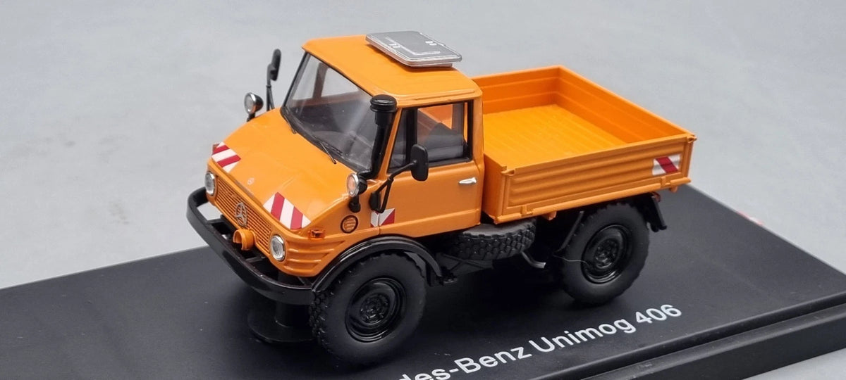 LKW Modelle 1:43 Schuco 03151 Mercedes-Benz Unimog 406 orange OVP