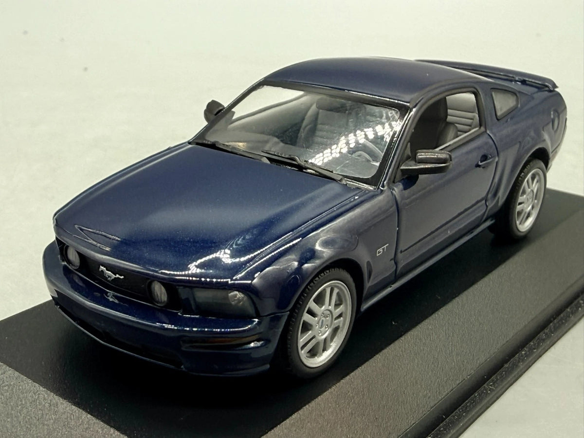 Modellautos 1:43 Minichamps Ford Mustang mit OVP