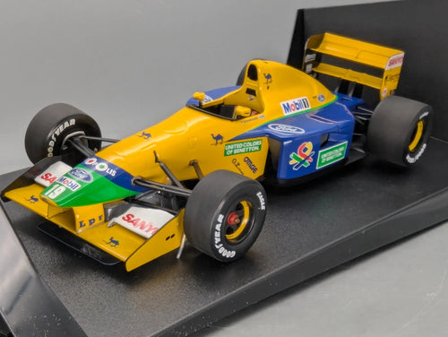 Modellautos 1:18 Minichamps Benetton Ford B191B Early 1992 #19 M. Schumacher OVP