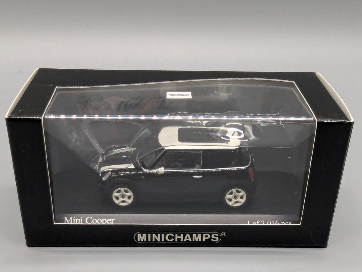 Modellautos 1:43 Minichamps Mini Cooper 2001 Black mit Haube zum Öffnen mit OVP