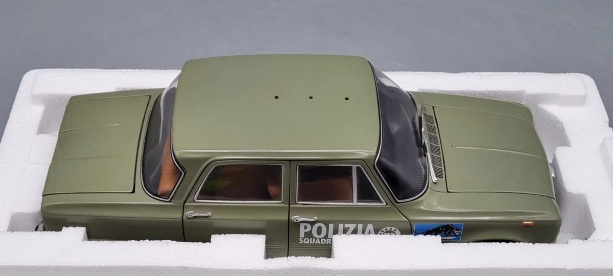 Modellautos 1:18 Minichamps 180 120991 Alfa Romeo Giulia Polizia OVP