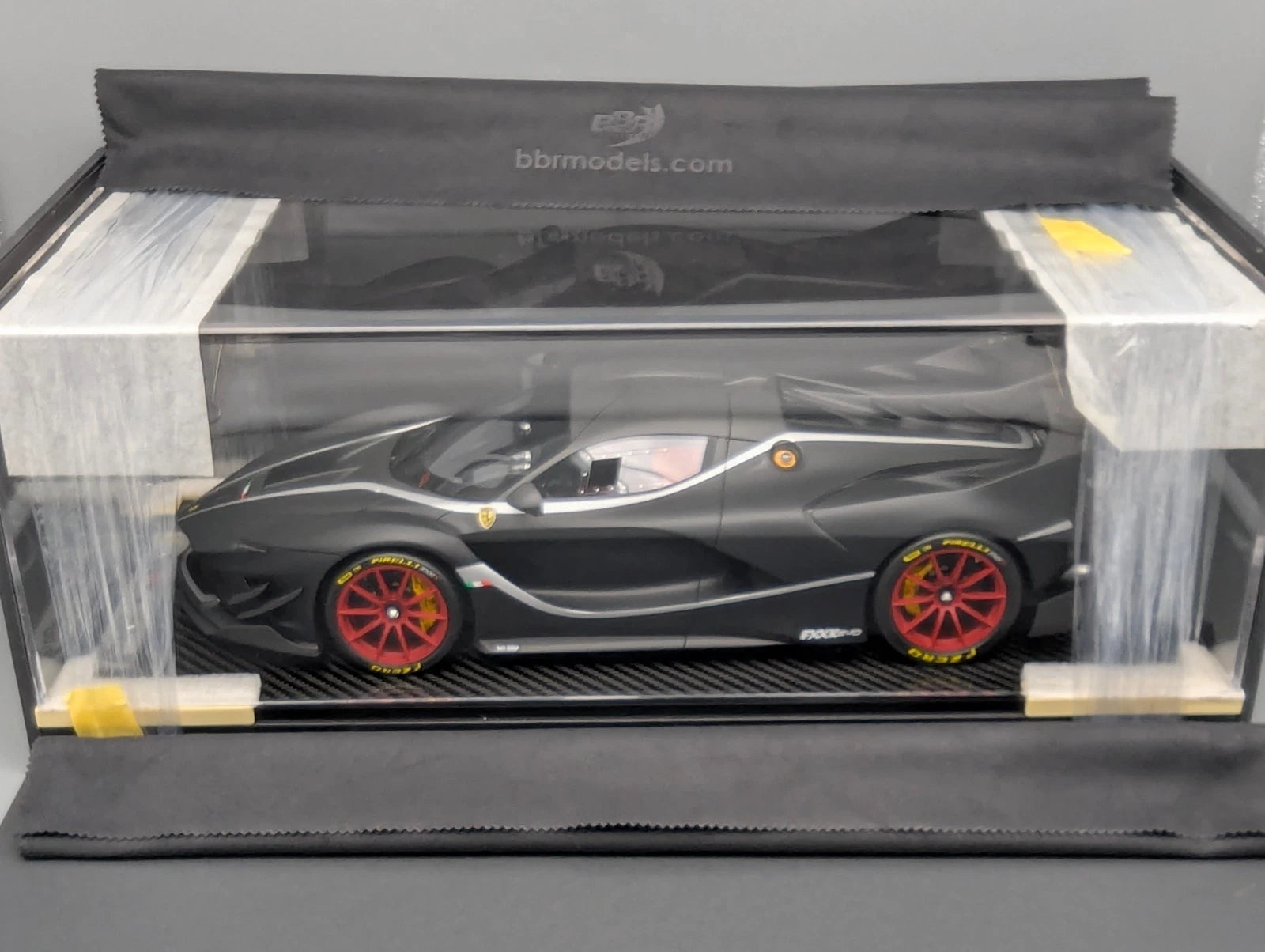 Modellautos 1:12 BBR Ferrari FXX-K EVO Matt Black Ltd 01/01 Vitrine OVP