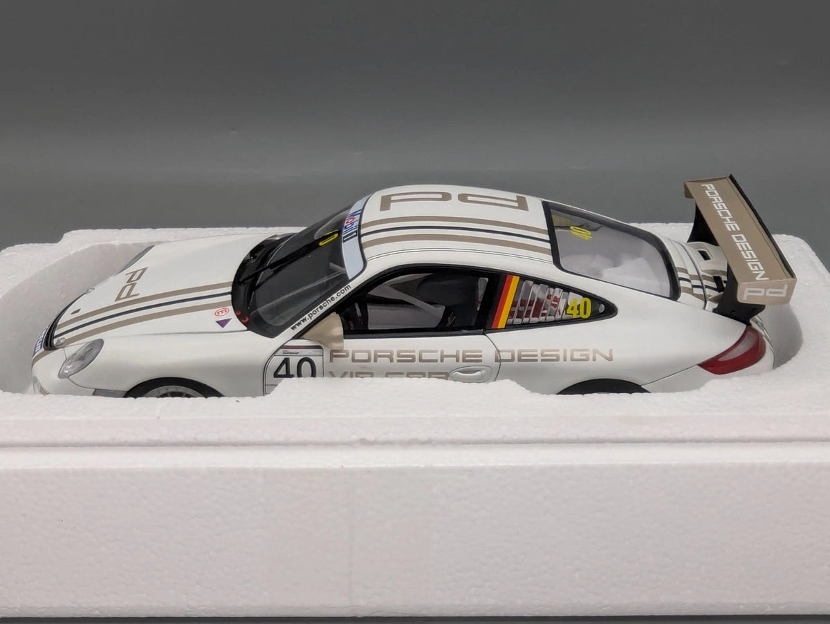 Modellautos 1:18 AUTOart Porsche 911 GT3 Cup #40 VIP Car mit WAP Dealer OVP