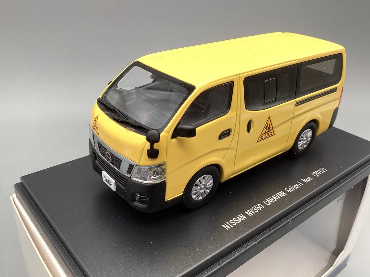Modellautos 1:43 Ebbro Nissan NV350 Caravan School Bus 2012 in OVP