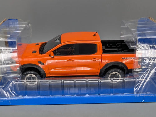Modellautos 1:18 MCG Modelcar Group Ford Raptor 2022 Orange mit OVP