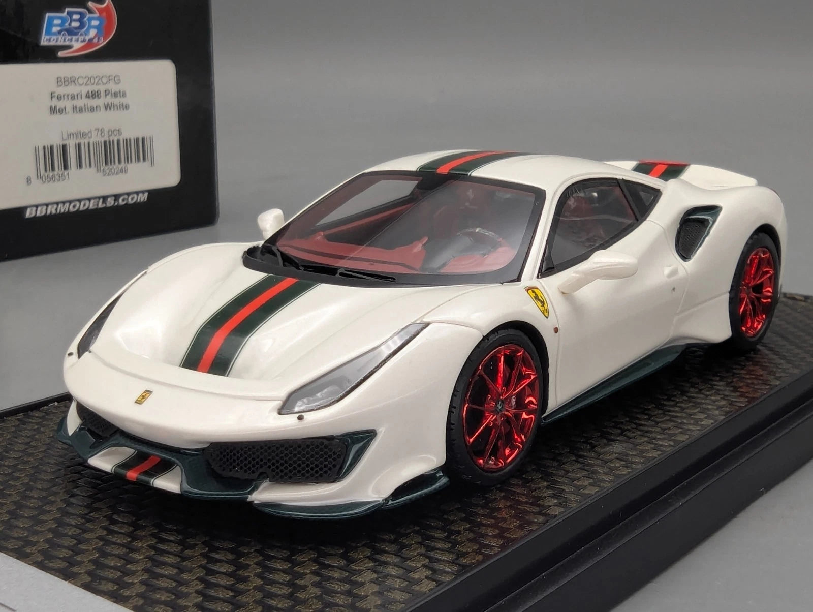 Modellautos 1:43 BBR Ferrari 488 Pista Met Italian White Ltd 73/78 mit OVP