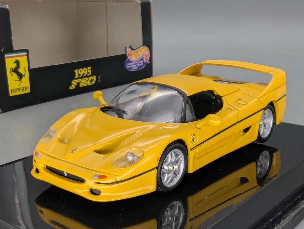 Modellautos 1:43 Hot Wheels Ferrari F50 1995 Gelb mit OVP