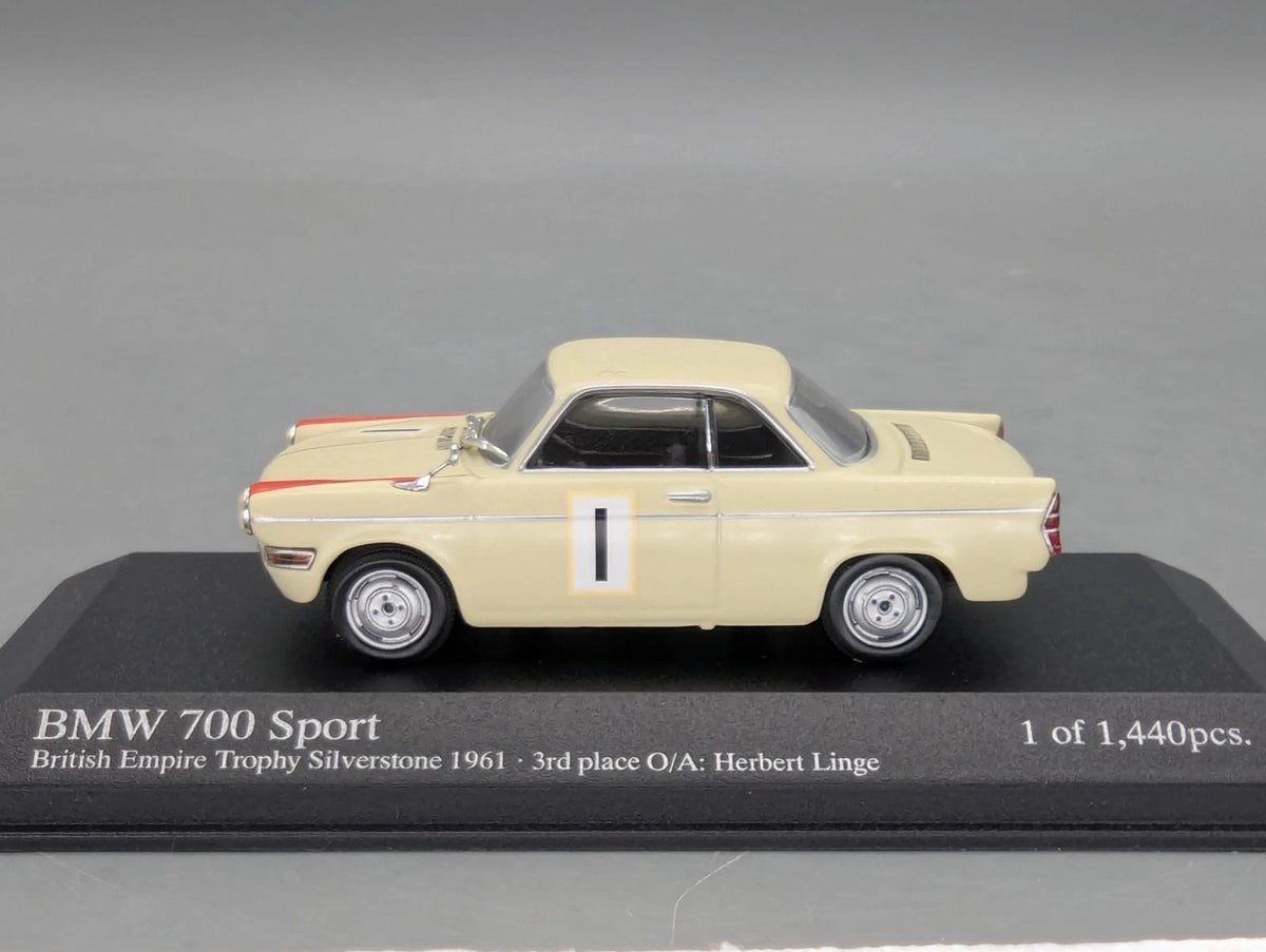 Modellautos 1:43 Minichamps BMW 700 Sport Silverstone 1961 #1 Herbert Linge  OVP