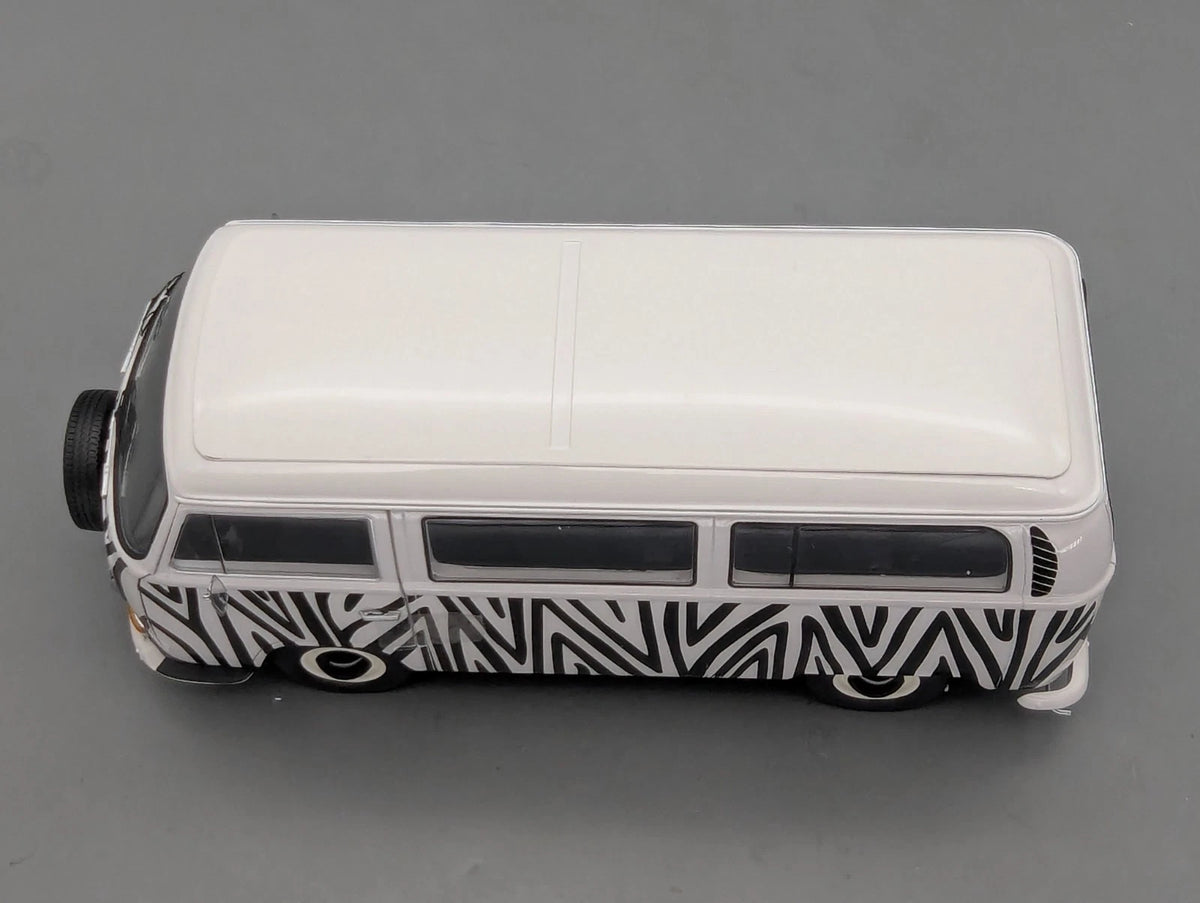 Modellautos 1:18 Schuco Volkswagen VW T2a Bus Safari mit OVP