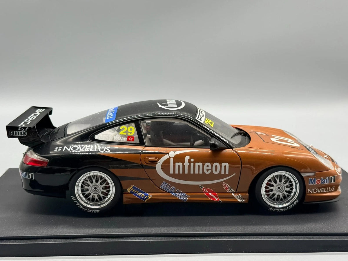 Modellautos 1:18 Autoart Porsche 911 GT3 R Asian Carrera Cup 2003 Winner mit OVP