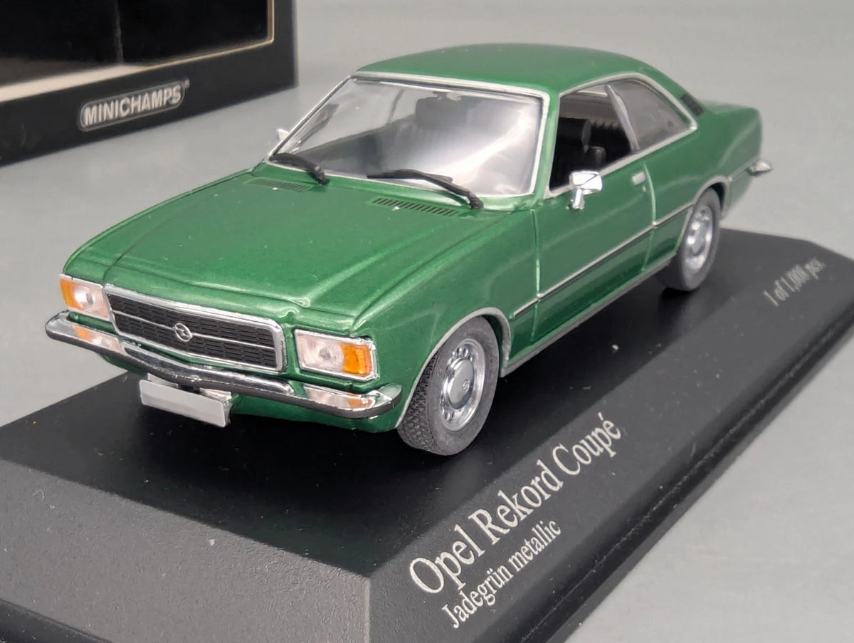 Modellautos 1:43 Minichamps Opel Rekord D Coupe 1975 Jadegrün Metallic mit OVP