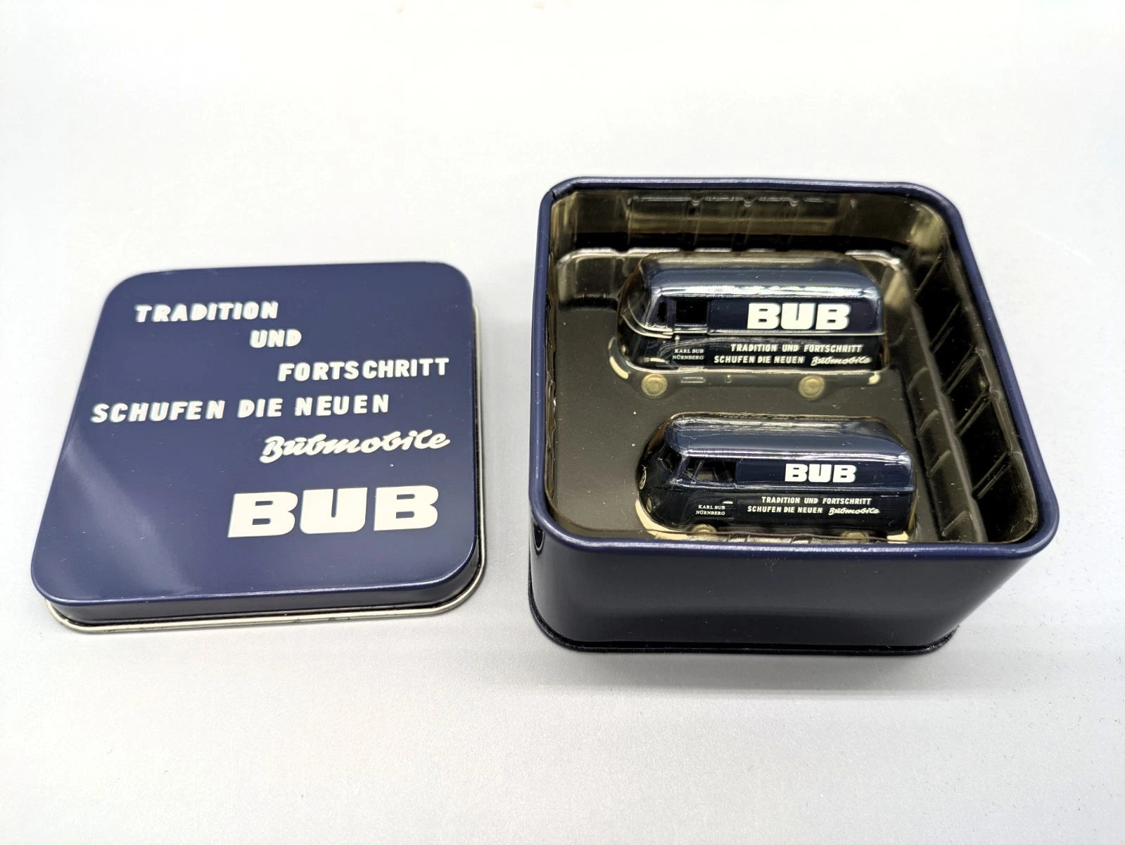 Modellautos 1:87 Premium ClassiXXs Bubmobile Jahresedition 2003 mit OVP