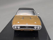 Modellautos 1:43 Ixo Plymouth GTX Runner 1971 mit Vitrine