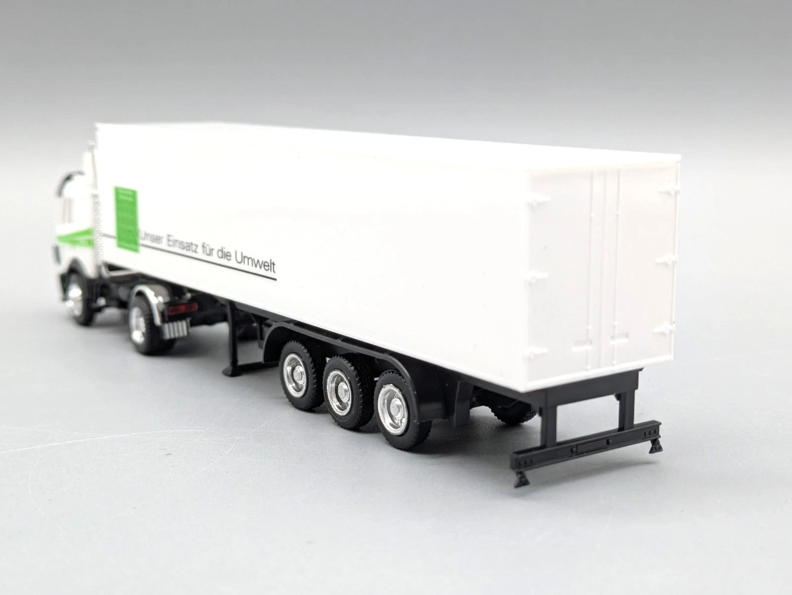 Lkw Modell 1:87 Herpa Mercedes-Benz Low Emission Vehicle Werbemodell mit OVP