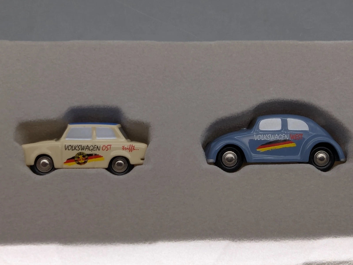 Modellautos 1:90 Schuco Piccolo Set 15 Jahre deutsche Einheit VW + Trabant OVP