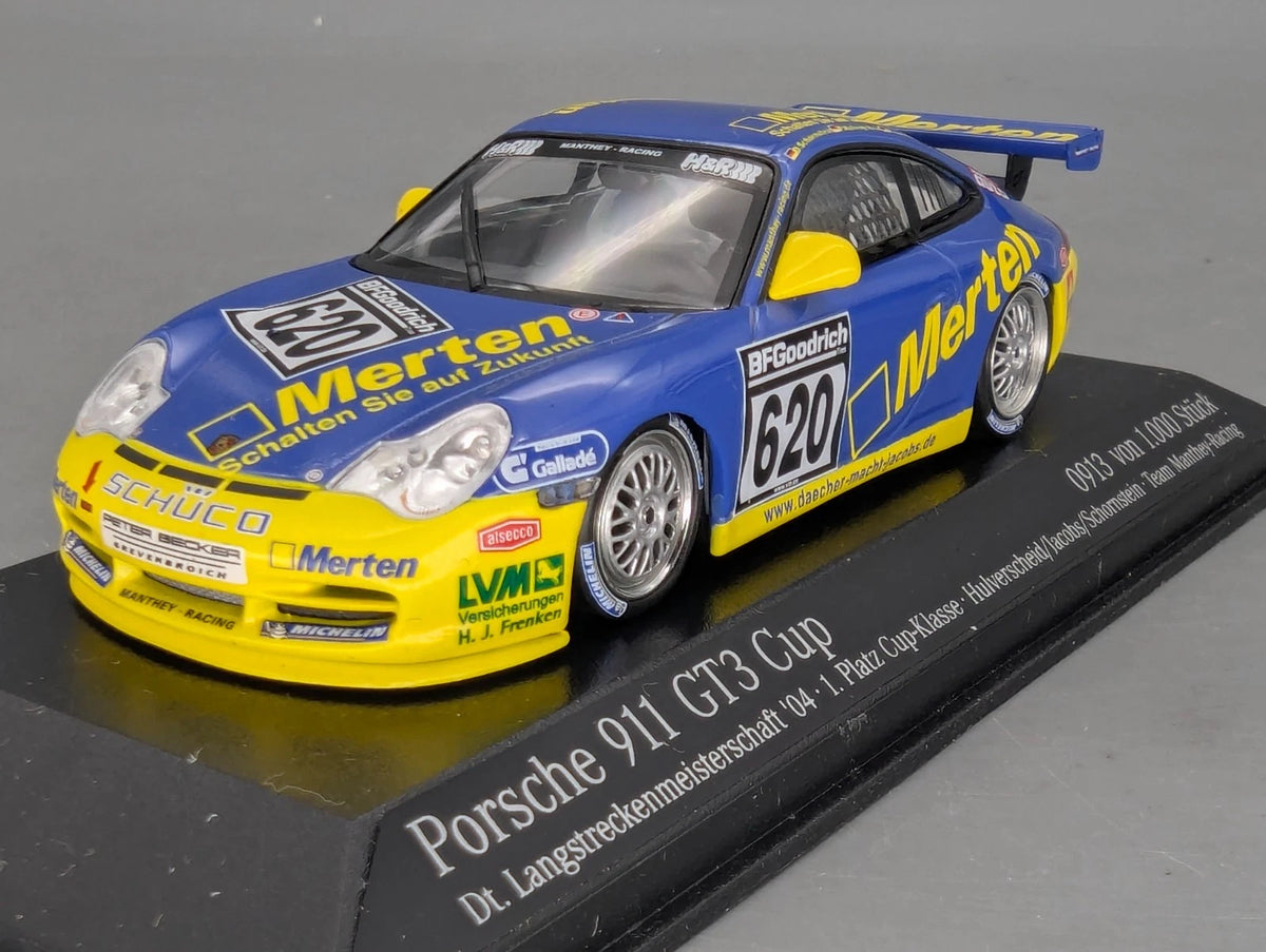 Modellautos 1:43 Minichamps Porsche 911 GT3 Cup 2004 WINNER #620 Manthey OVP